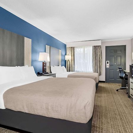 Quality Inn & Suites Florence Civic Center Eksteriør bilde