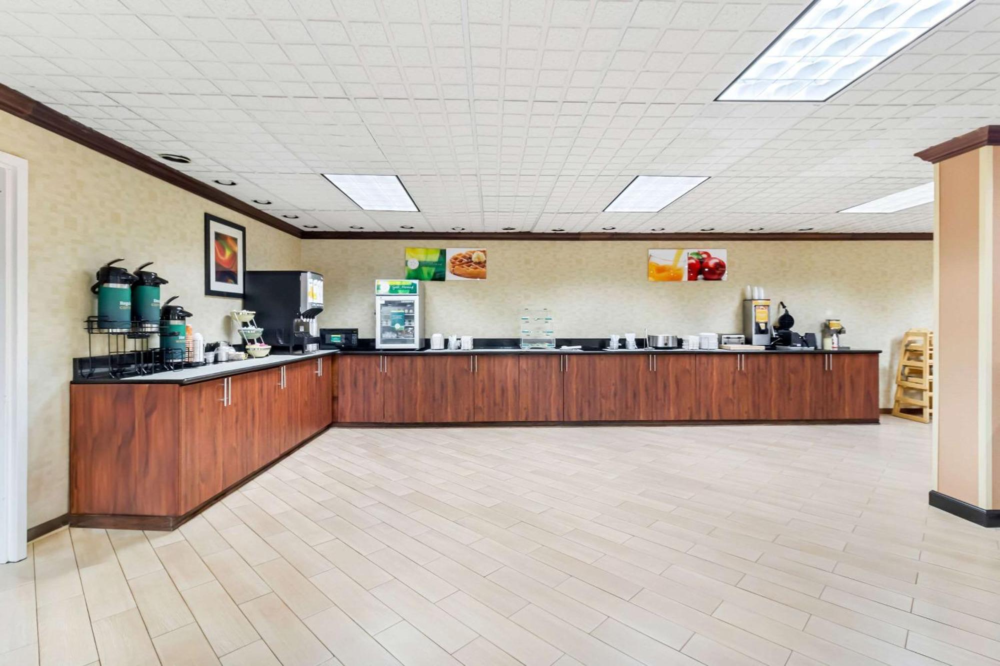 Quality Inn & Suites Florence Civic Center Eksteriør bilde