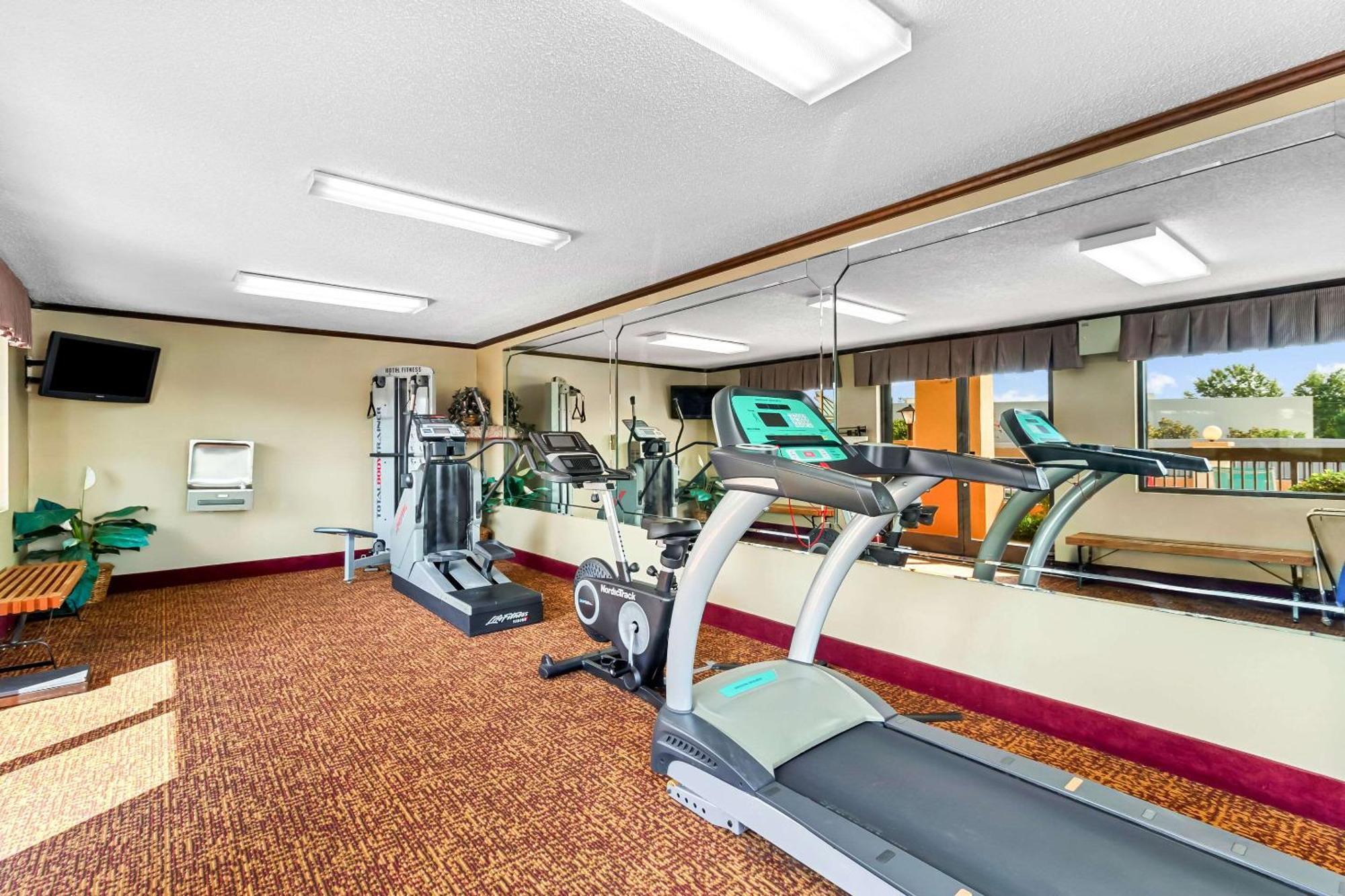 Quality Inn & Suites Florence Civic Center Eksteriør bilde