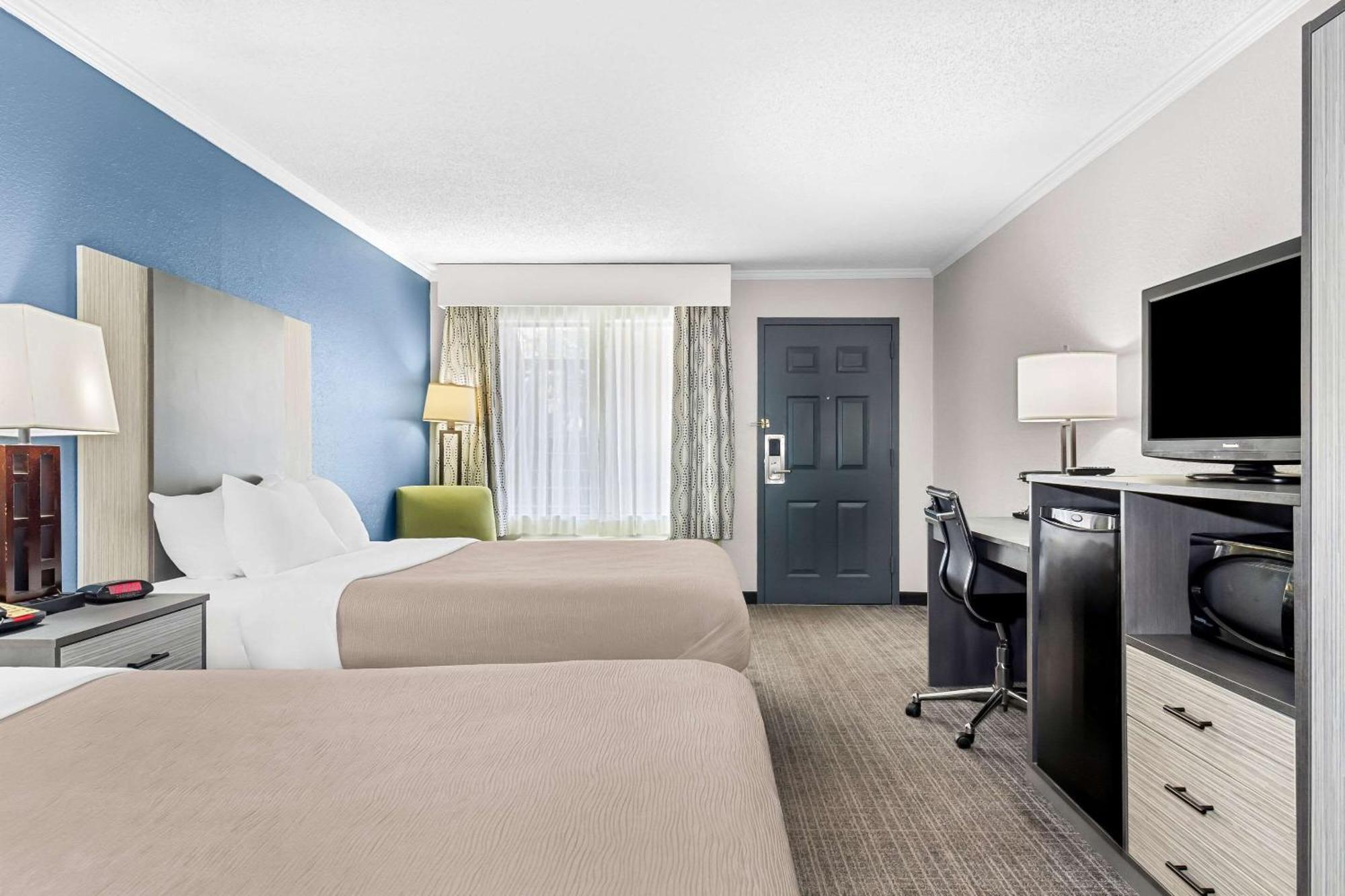 Quality Inn & Suites Florence Civic Center Eksteriør bilde