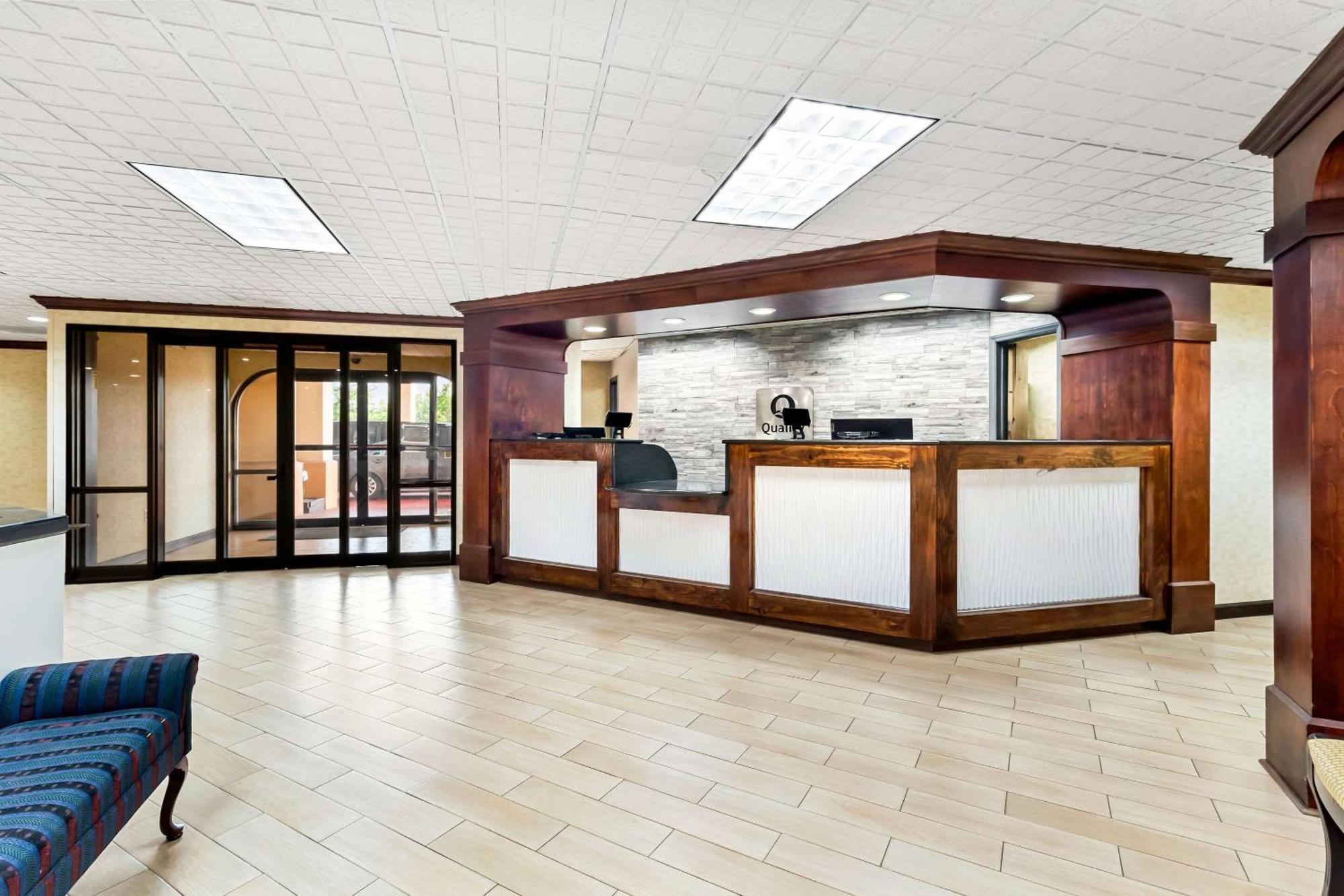 Quality Inn & Suites Florence Civic Center Eksteriør bilde