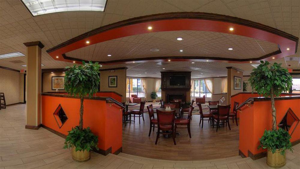 Quality Inn & Suites Florence Civic Center Eksteriør bilde